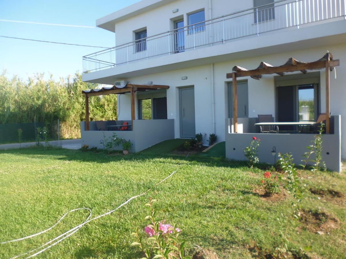Sea Breeze Apartments كوليمفاري المظهر الخارجي الصورة