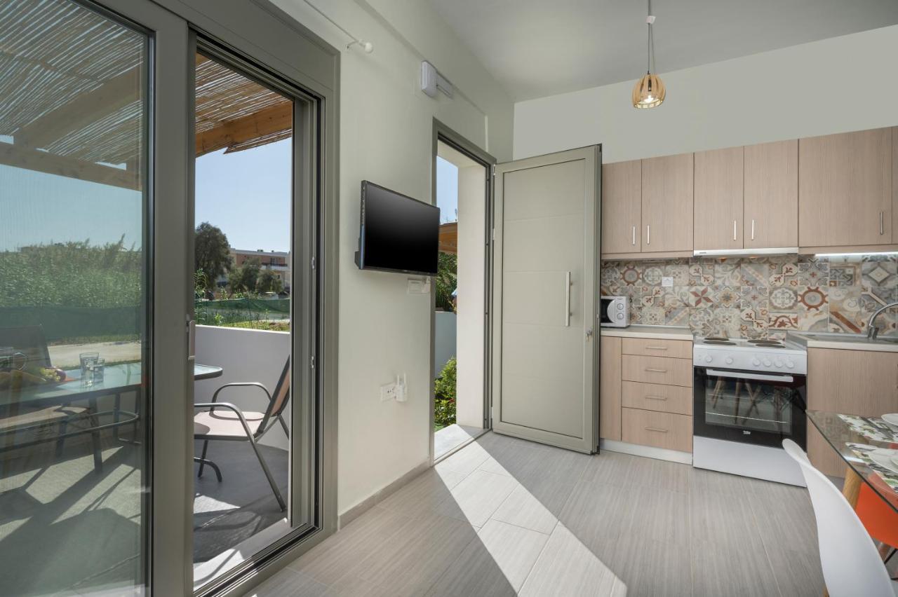 Sea Breeze Apartments كوليمفاري المظهر الخارجي الصورة